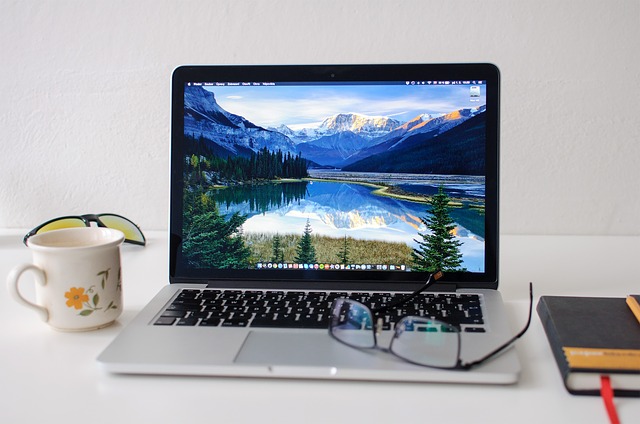 monitor.jpg